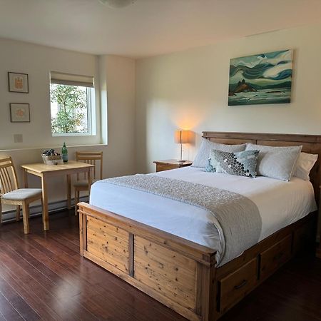 Liahona Guest House Ucluelet Εξωτερικό φωτογραφία