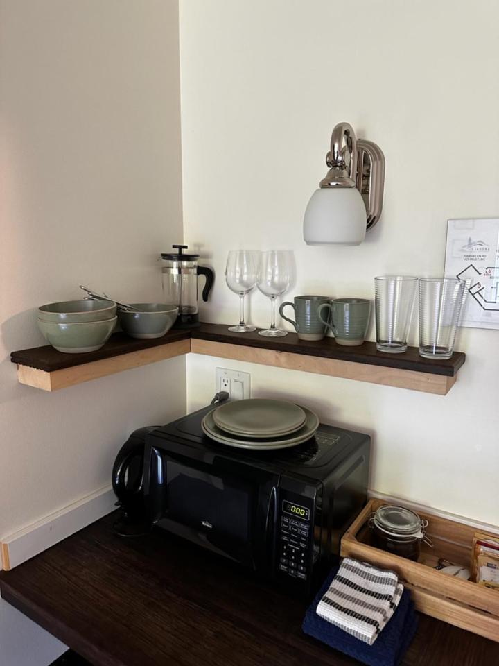 Liahona Guest House Ucluelet Εξωτερικό φωτογραφία